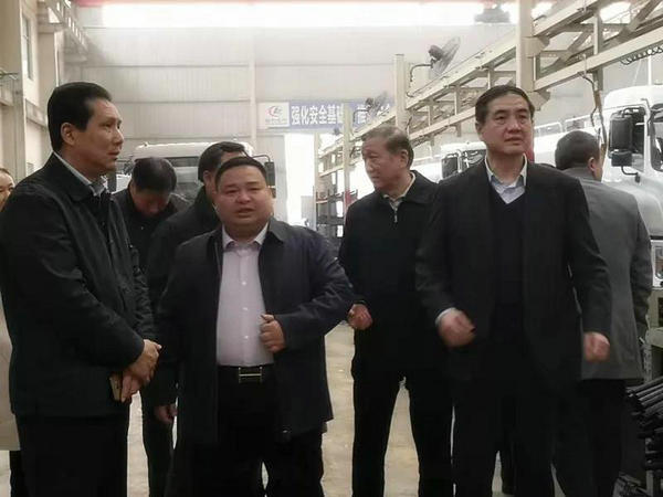 湖北省委統(tǒng)戰(zhàn)部副部長、省工商聯(lián)黨組書記王兆民率領(lǐng)領(lǐng)導(dǎo)班子視察程力