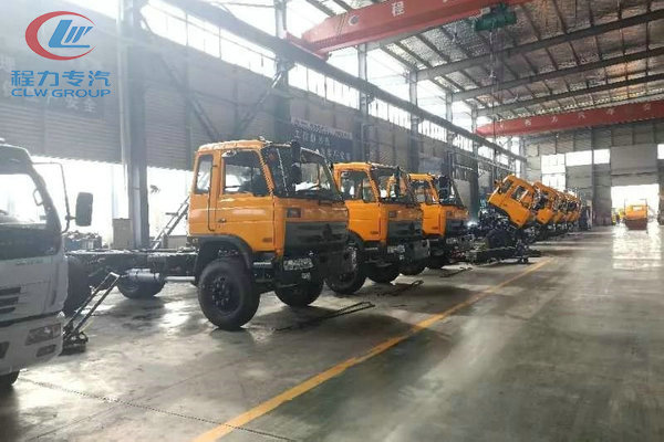 程力集團120輛擺臂式垃圾車出口馬達(dá)加斯加