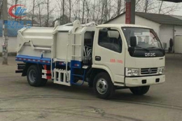 東風(fēng)小多利卡側(cè)裝壓縮式對接垃圾車
